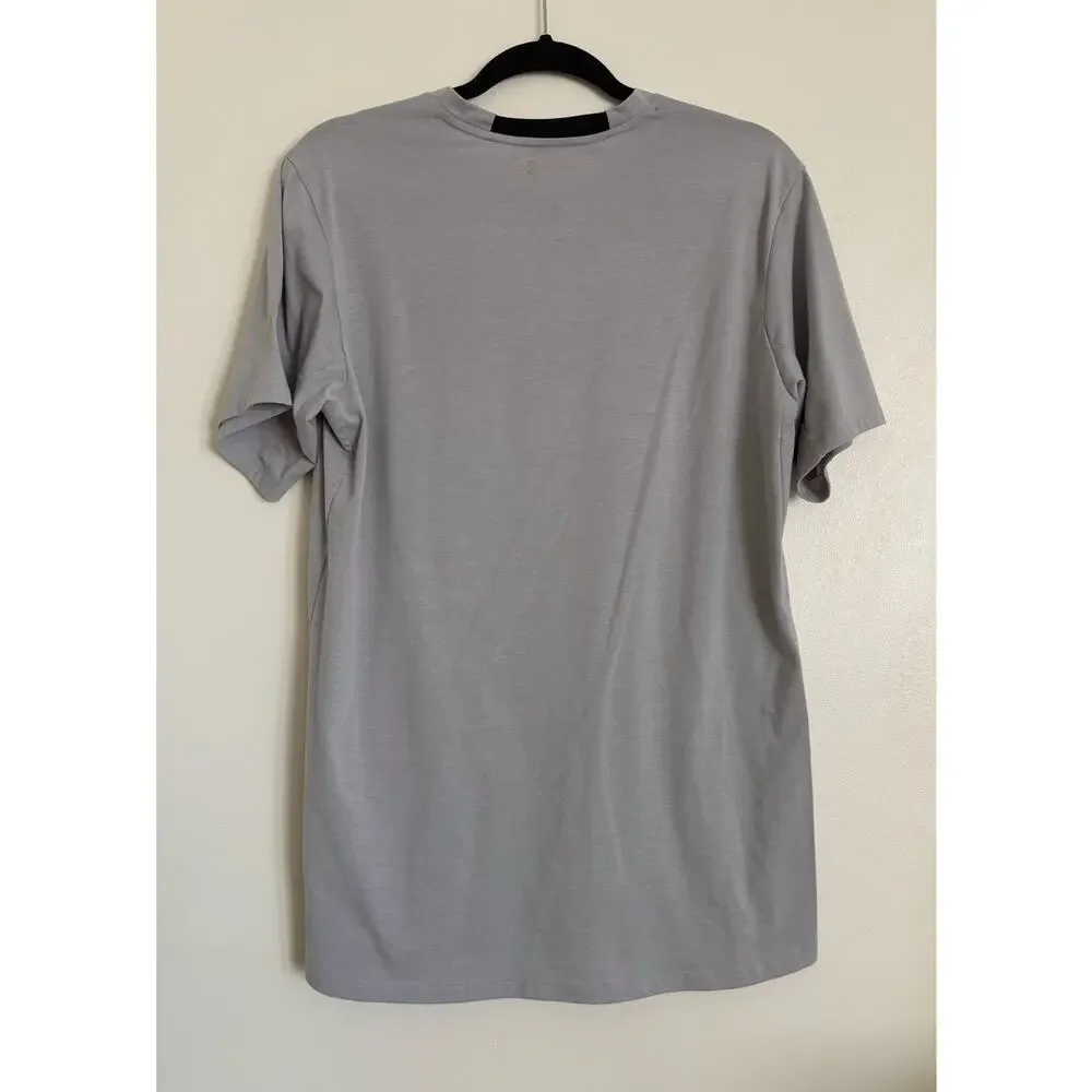 Light Grey Adidas Aeroready Short Sleeve Tee M
